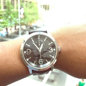 Spring Sale — UNISEX Guess Watch